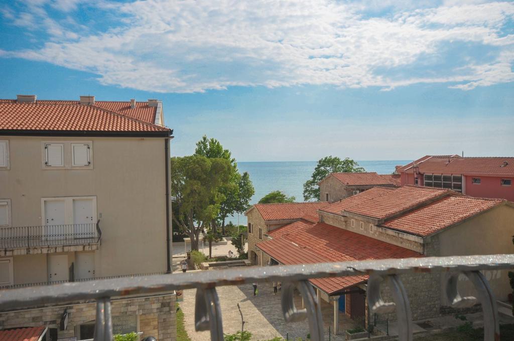 Seaside Apartments Petrovac Extérieur photo