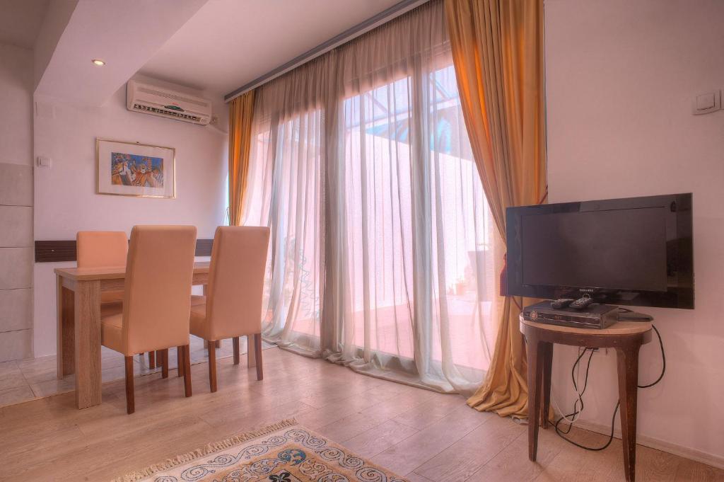 Seaside Apartments Petrovac Chambre photo